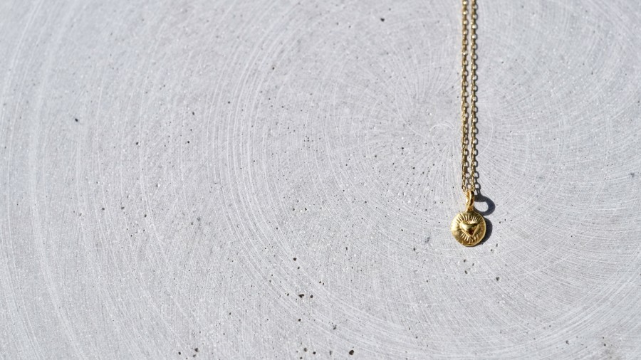 Mini Heart Medallion_Gold