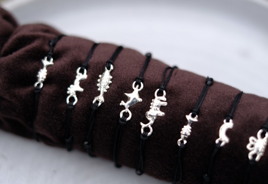 Be Creative - friendship bracelets